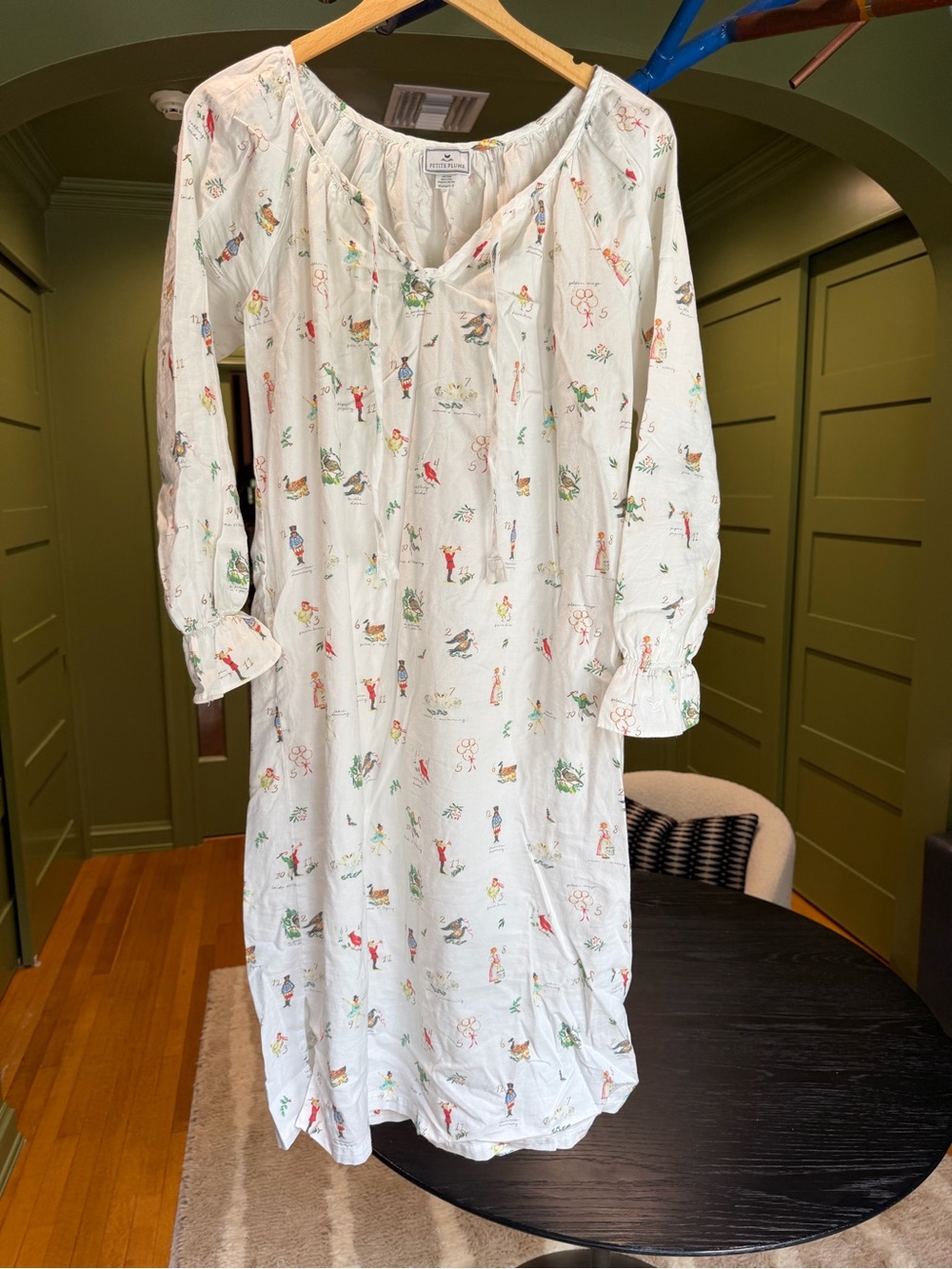 Lightweight White Printed Christmas nightgown